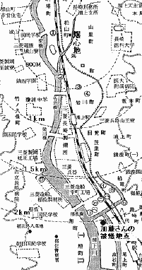 加藤さんの被爆地点を示す長崎市の地図。爆心地から1キロ、1.5キロ、2キロの同心円も描かれており、2キロの同心円のすぐ外、川の近くに加藤さんの被爆地点が示されている。
