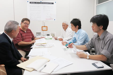 東京土建事務所での要請のようす(記事本文には特に記述なし)